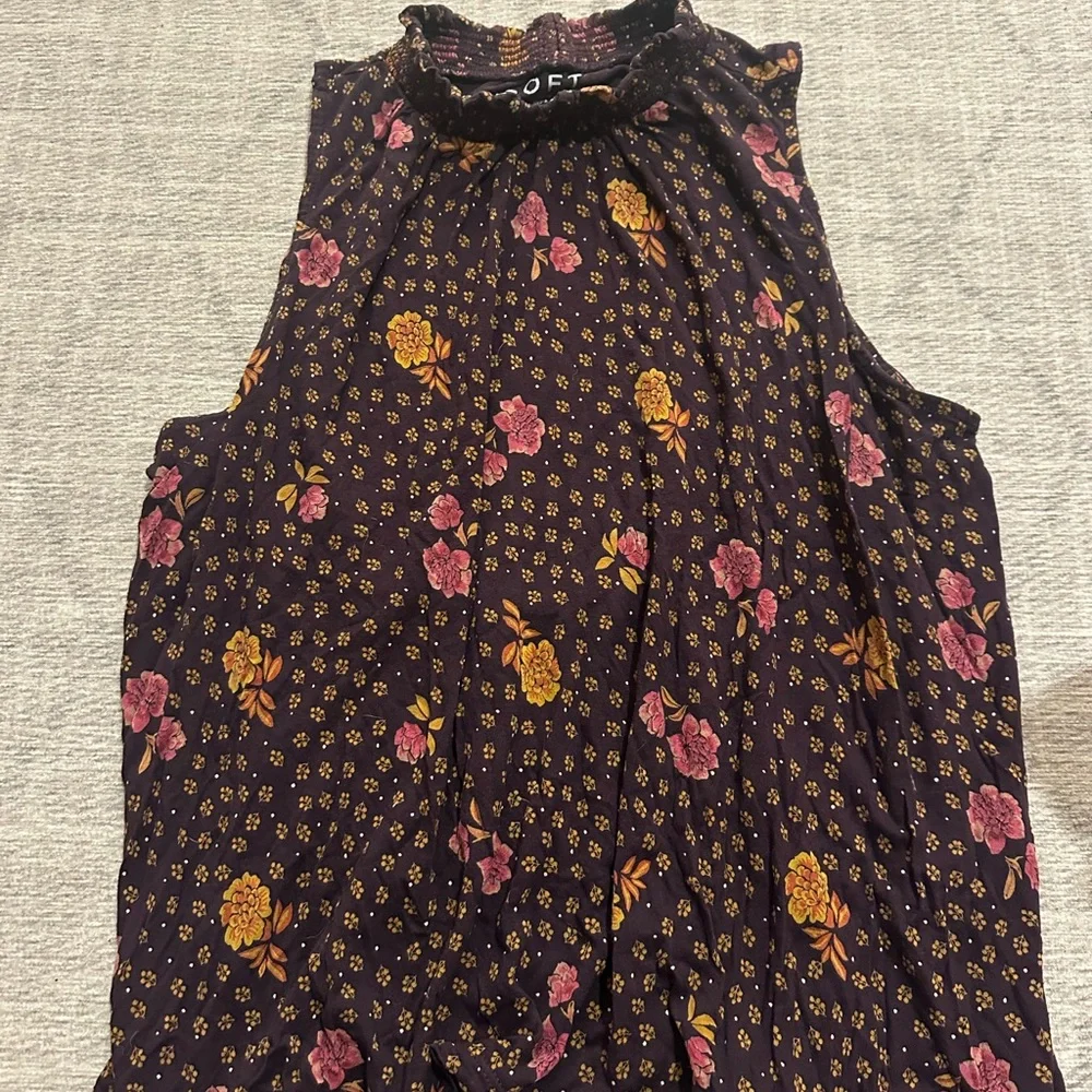 Loft high neckline tank top - Picture 1 of 3